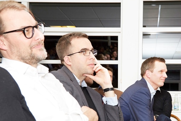 Globeteams administrerende direktør Claus Moldow og bestyrelsesmedlem Andreas Faerk til Globeteams nytårskur